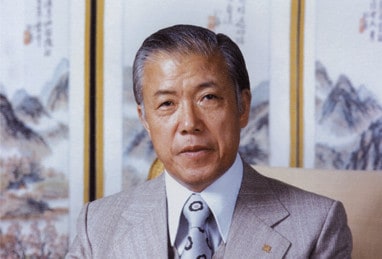 Hyang-Soo Kim, Founder of Amkor
